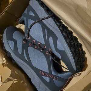 Atlalight Women's Hiking Shoe